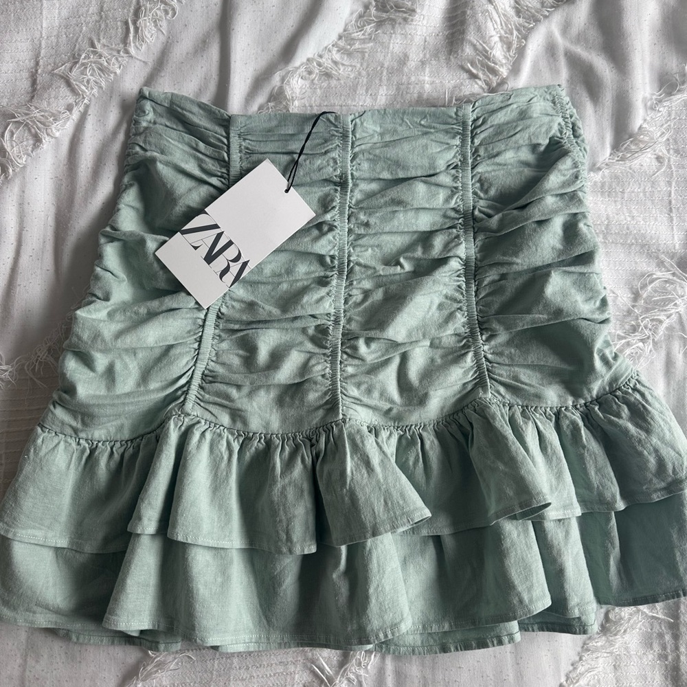 Zara Preppy Ruched Skirt